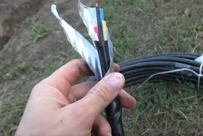 брониран кабел за подземно полагане